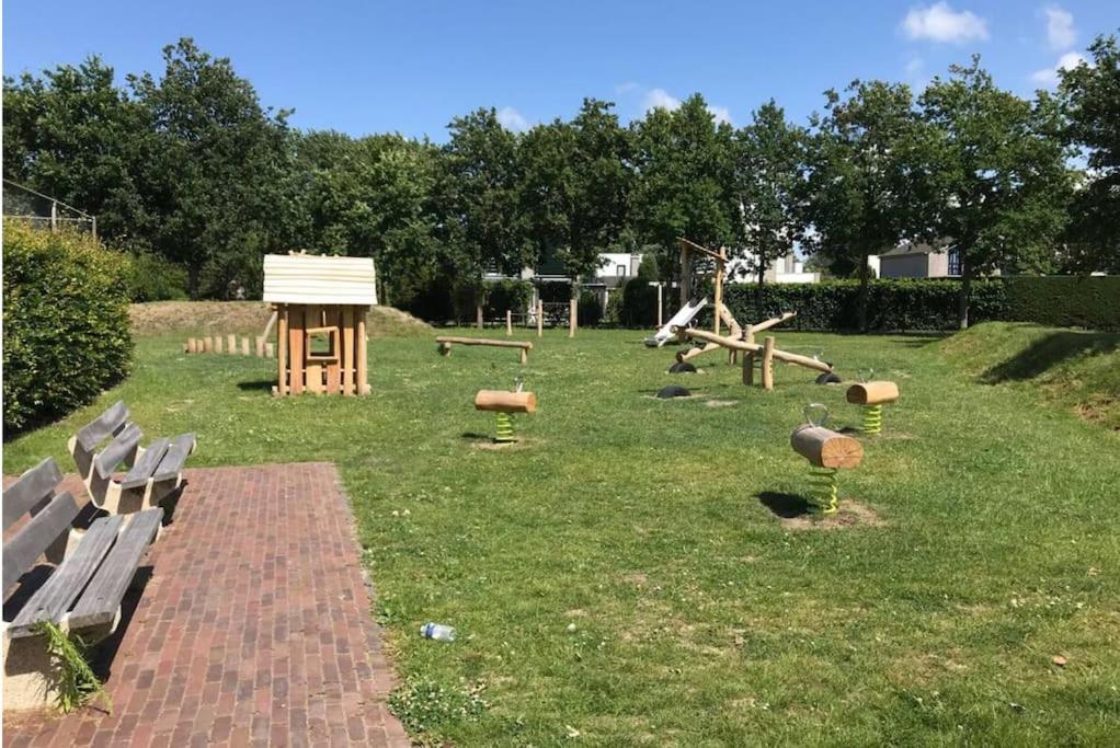 Huebsches Ferienhaus In Ouddorp - Fusslaeufig Zum Strand Und Zentrum 외부 사진