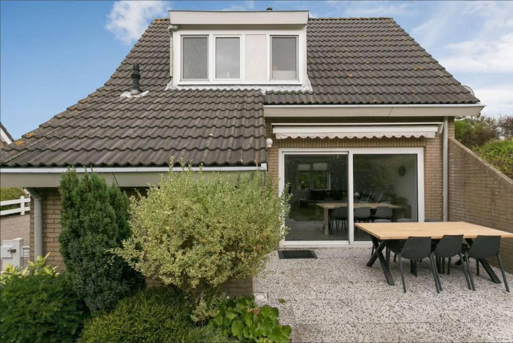 Huebsches Ferienhaus In Ouddorp - Fusslaeufig Zum Strand Und Zentrum 외부 사진