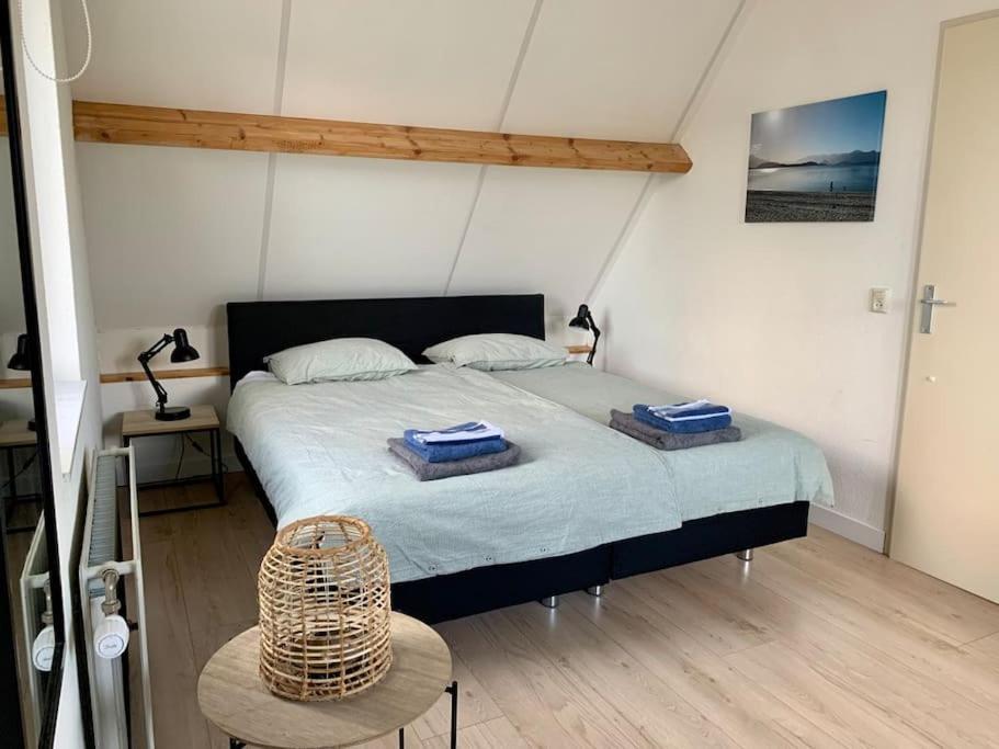 Huebsches Ferienhaus In Ouddorp - Fusslaeufig Zum Strand Und Zentrum 외부 사진